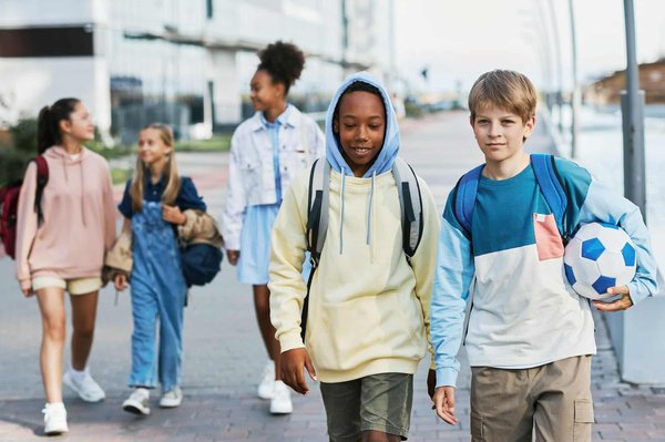 Quels sont les critères pour choisir un vélo de course pour les adolescents?